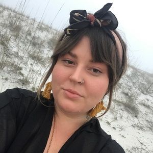 Meet your Posher, Savannah